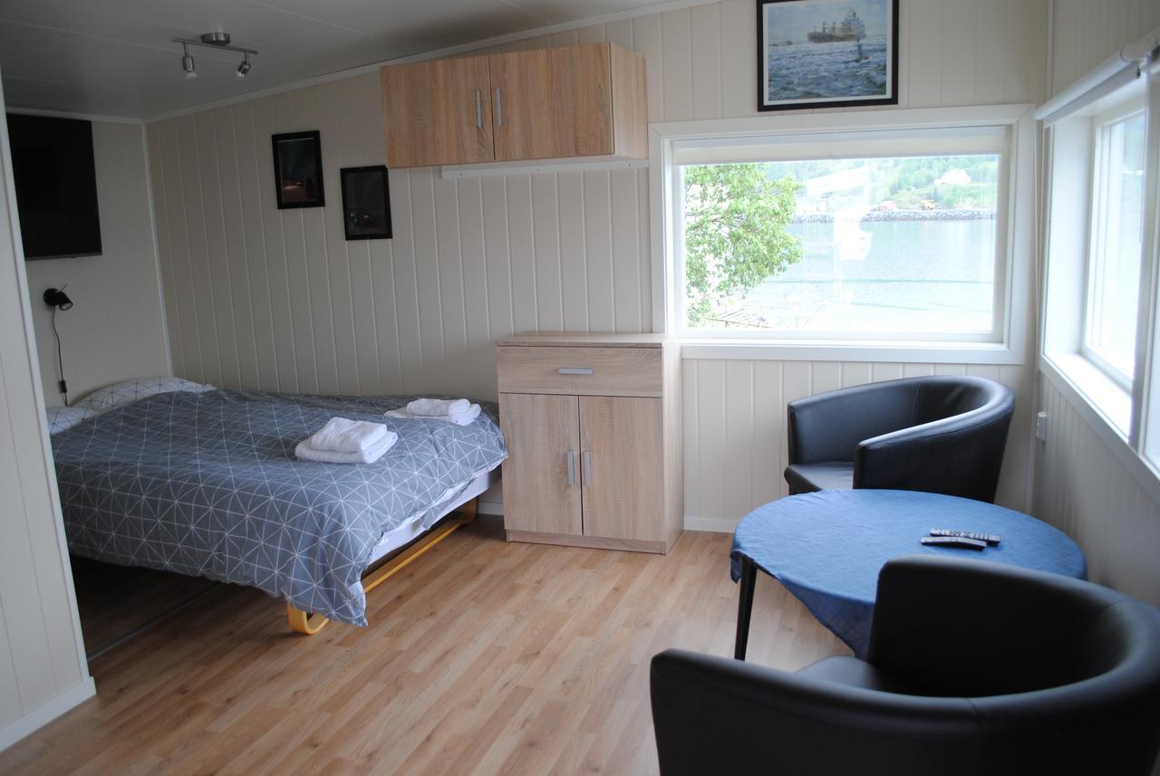 Furoy Hotel Apartments And Boating Sorreisa ภายนอก รูปภาพ